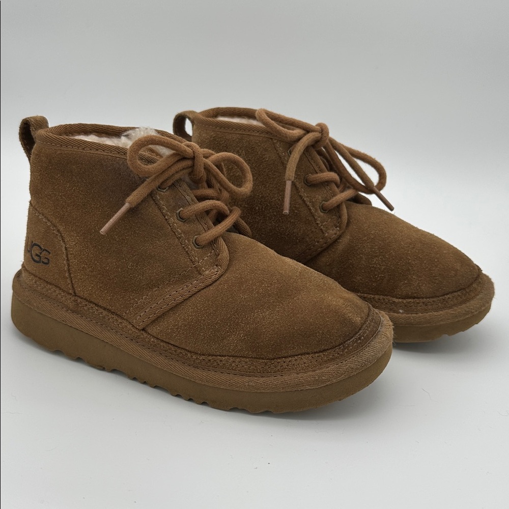 UGG Neumel ll Boots Chestnut Brown Suede Kids 13 Boys Lace Up Winter Shoes